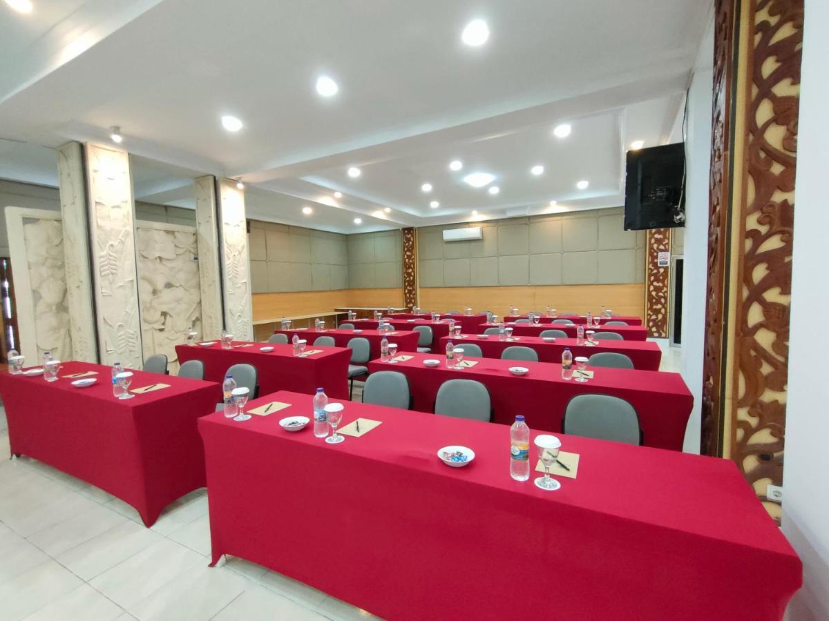 Golden Ganesha Hotel Yogyakarta By Ecommerceloka Gondowulung Esterno foto