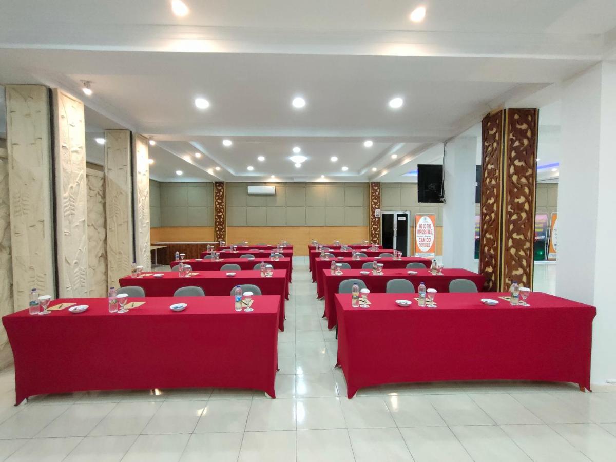 Golden Ganesha Hotel Yogyakarta By Ecommerceloka Gondowulung Esterno foto